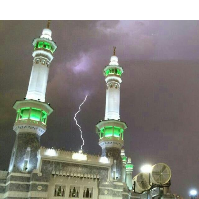 ( لا ٱدَّعي الٱفضليه ، فَ ٱنا مُغرد فقَط .
