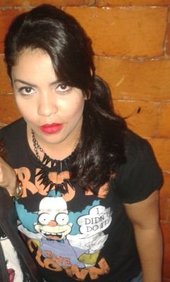 Não tente me decifrar! 
Apenas me aceite como sou. =D