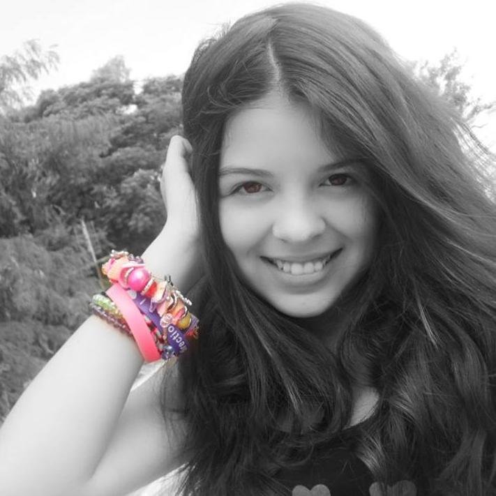 -Si el día te sonríe, sonriele tu a él- Amo a 1D Directioner Forever.. Amo a Sel Gmz Selenatika Forever!♥♥♥