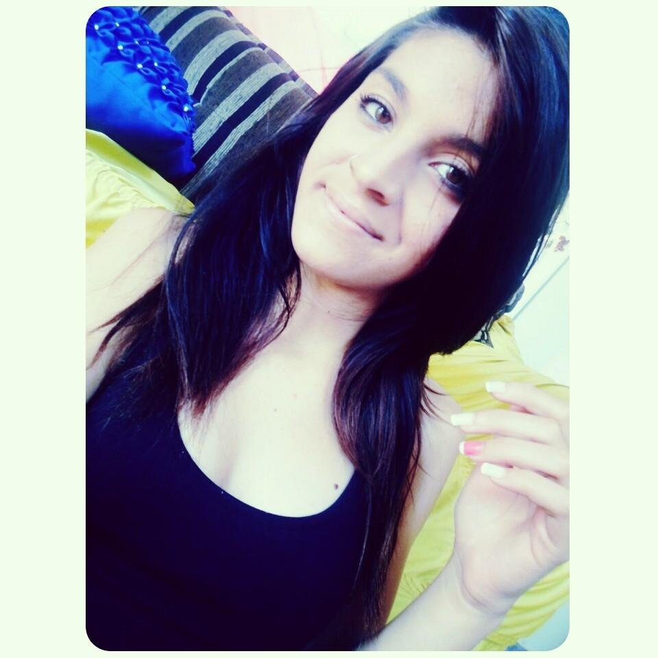 Amar não é apenas dizer te amo, e senti falta quando ta longe tben ♥