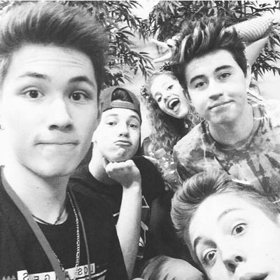 I don't really do follow backs but this bae right here does @cashsforeignbae so go and follow her!!! #justsayin ❤️