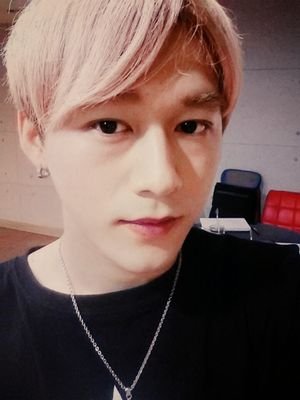 zldzk312's profile picture. 