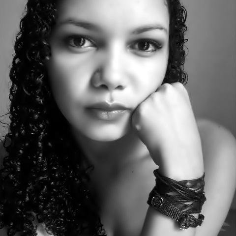 suhfonteles Profile Picture