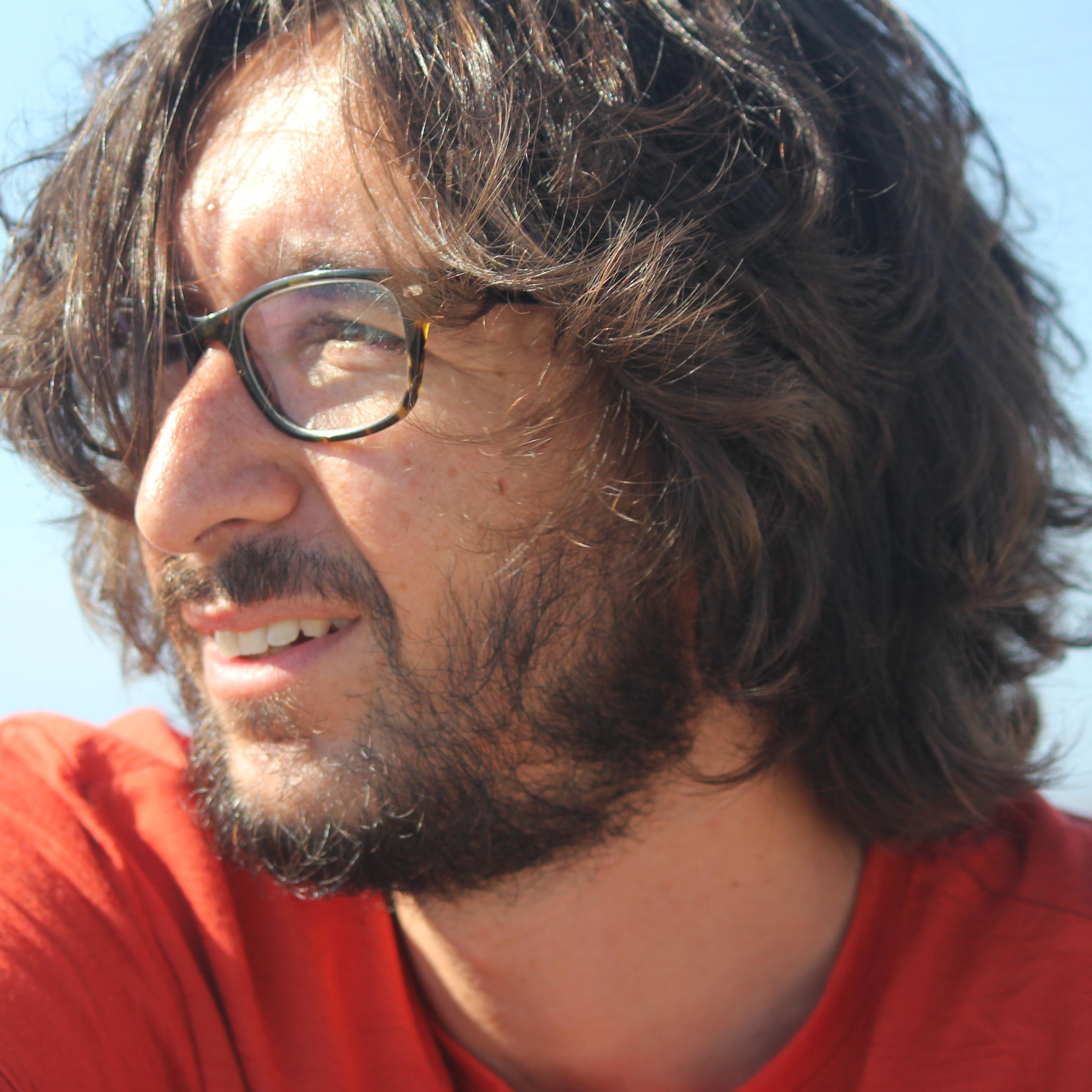 Viaggiatore. Musicante. Ricercatore.