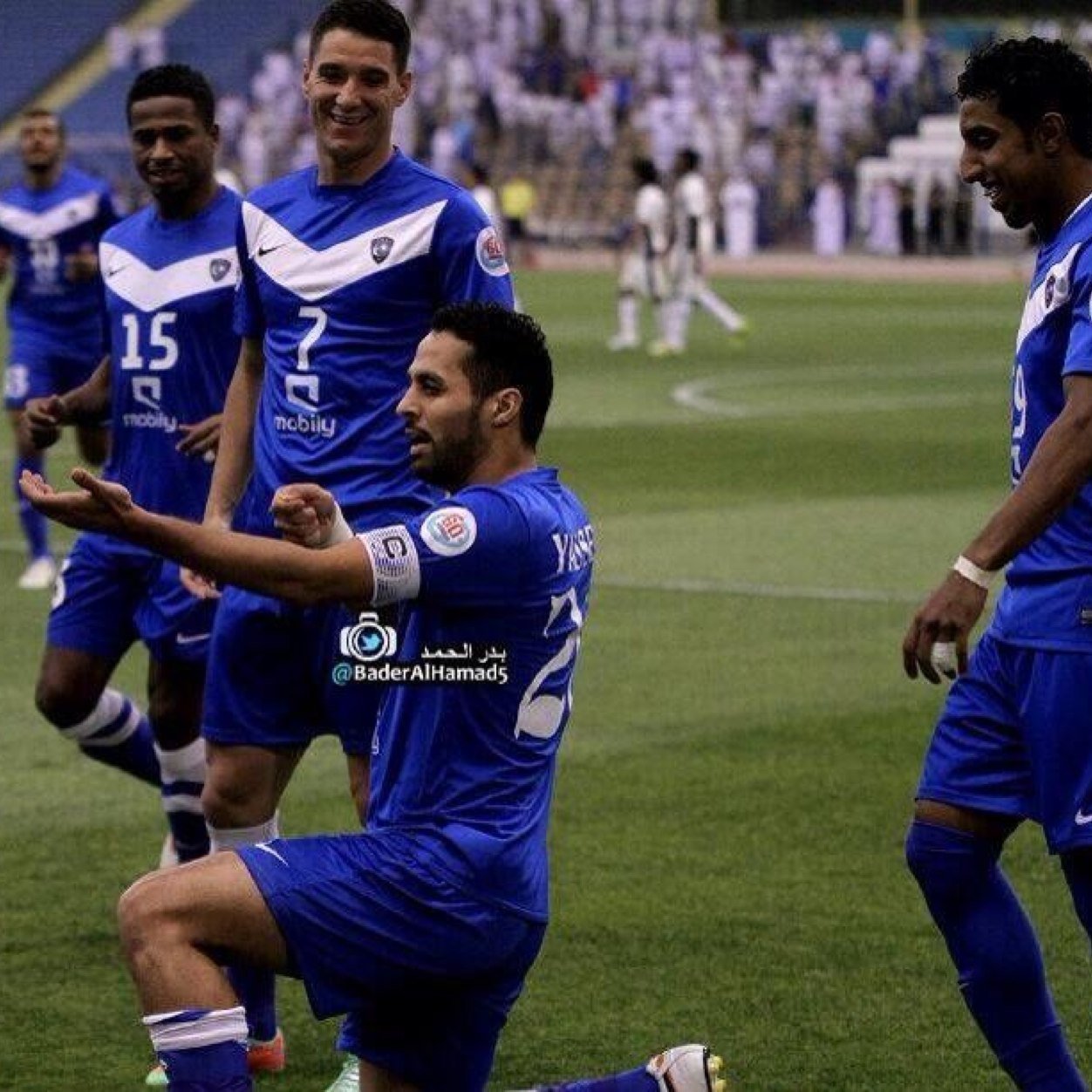 انا هلالي وافتخر والي ومو عاجبهـ ينتحر يكتب على قبرهـ منقهـر  # السابعهـ