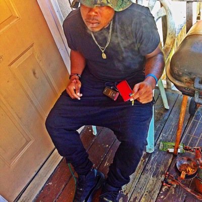 CEO Of 1LifeManyHustles Ent. EST.2007 Hit Me UP in my DM or my Emails 601MISSISSIPPI 1LMHentmusic@gmail.com CapitolFilms@Hotmail.com .. I'M NEXT !