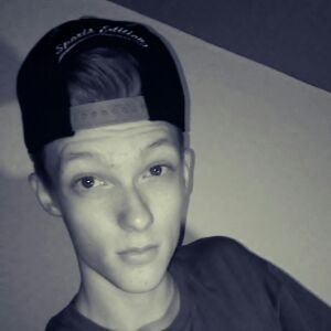 flausish's profile picture. :D