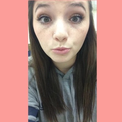16 | sophomore | instagram: haliebabe._