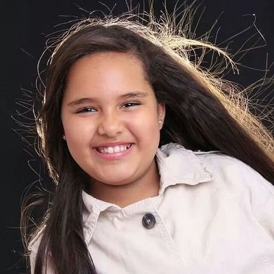 isabellirayssa's profile picture. 