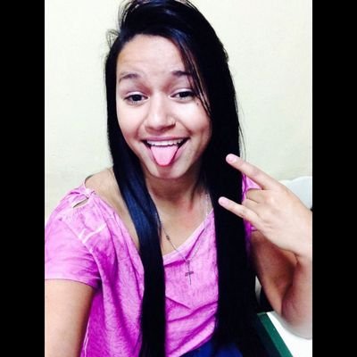 patty_he's profile picture. DEUS ME PROTEJA DO INIMIGO QUE ME ATACA E MAS AINDA DO INIMIGO QUE ME ABRAÇA ✌