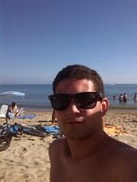 Me encanta el desorden de vida que llevo jaja para que seguir unas reglas si se vive mejor a sin ¿no creen? ;-)... y ojala se yegue a cumplir mi sueño de...