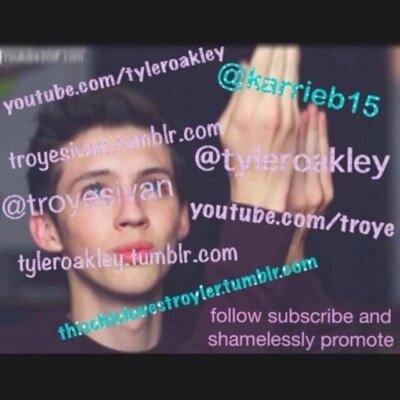 Free follow from @karrieb15 As a thank you for helping me reach 1000 followers i love you