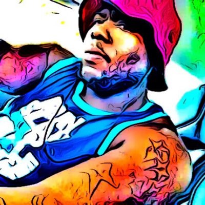 25, Singer, Dreamer, HardWorker who takes no shit and no prisoners #YaDigg