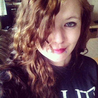 A rock chick who loves gaming, classic rock, the supernatural, going to the pub and generally having a damn good time!