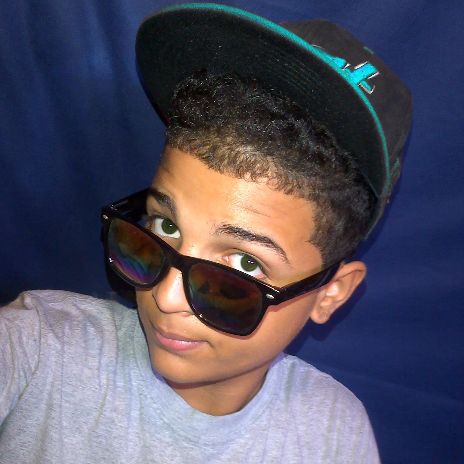 #FollowBack seguro/#sigueme y te sigo/#dameback/#sigueme en #facebook miguel angel peña