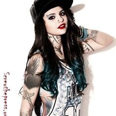 Just a girl with a not so bright future.|| @RikerAnthony is my best friend ever|| Stuck in jail? Ha nope!{Rp/Singel/Juvenile Delinquent}