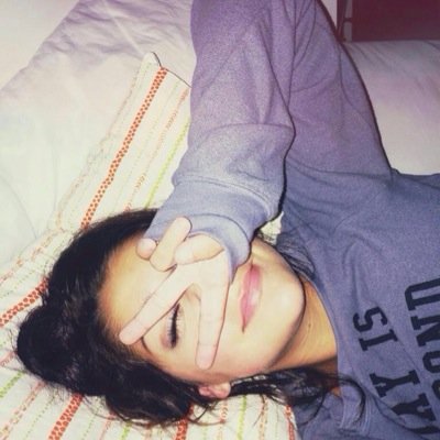 You got me feelin' high and I can't step off this cloud...