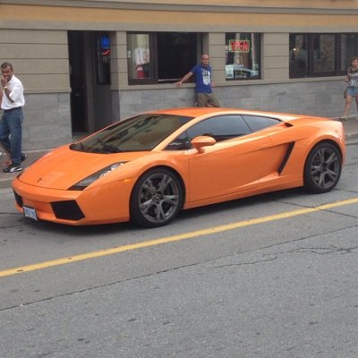 Posting exotic, sporty and luxury cars spotted in Toronto (GTA) daily! To be featured, tag photo @TdotCarSpotters!