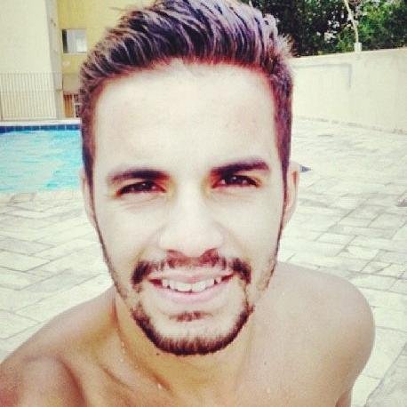 NonneCruz's profile picture. 1/4 Levada Alternativa