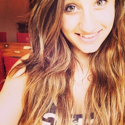 Sois fidèle à toi même et à tes sentiments. Ce sont les seuls choses dans ta vie qui ne te mentiront jamais. ♥ Instagram : camouuu_b Snapchat : camouu_b
