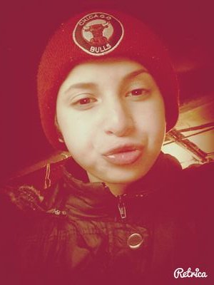 soy toda de cande , anto , lei & mica y no me comparten con nadie ! . Cande dice que soy super importante para ella y que me  ama y que  vamos a estar JUNTAS♥