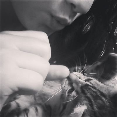 JuliCalderonG's profile picture. ~Love is my religion, passion my reason to stay.
🍎