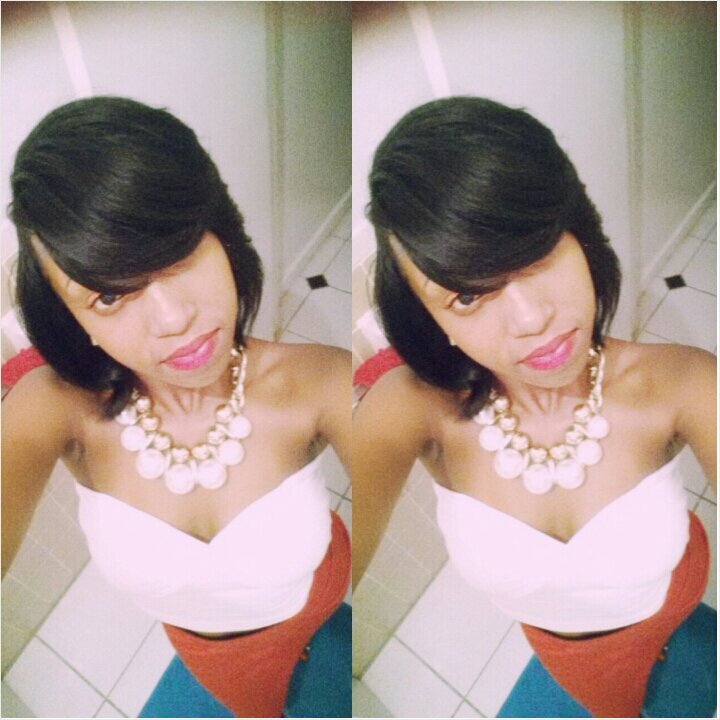 Dαиιєℓℓє♡#BeyondBeautiful #Finessin On These Hoes #HoldingHimDown♡ :$Dαяяση♡