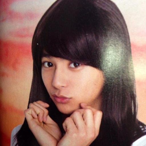 just a simple fangirl inlove with SEXYZONE, JUMP, KISUMAI, JOHNNYS JRS. 3 

-frustrated singer-