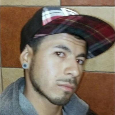 im 23 like to have fun help people and just be myself if u dnt like it well i dont give a shit.