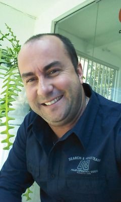 Esposo, Pai, Amigo, Irmão e Pregador da Palavra de Deus.