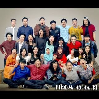 Kami keluarga dari Fikom Universitas BSI Bandung 2012 enjoy and follow kami