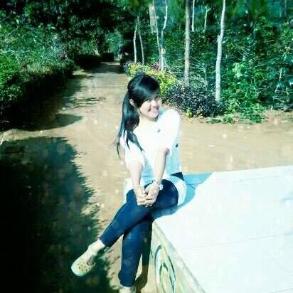 kebahagiaan adalah kegembiraan dalam kedamaian yg penuh kesyukuran ;) (y)