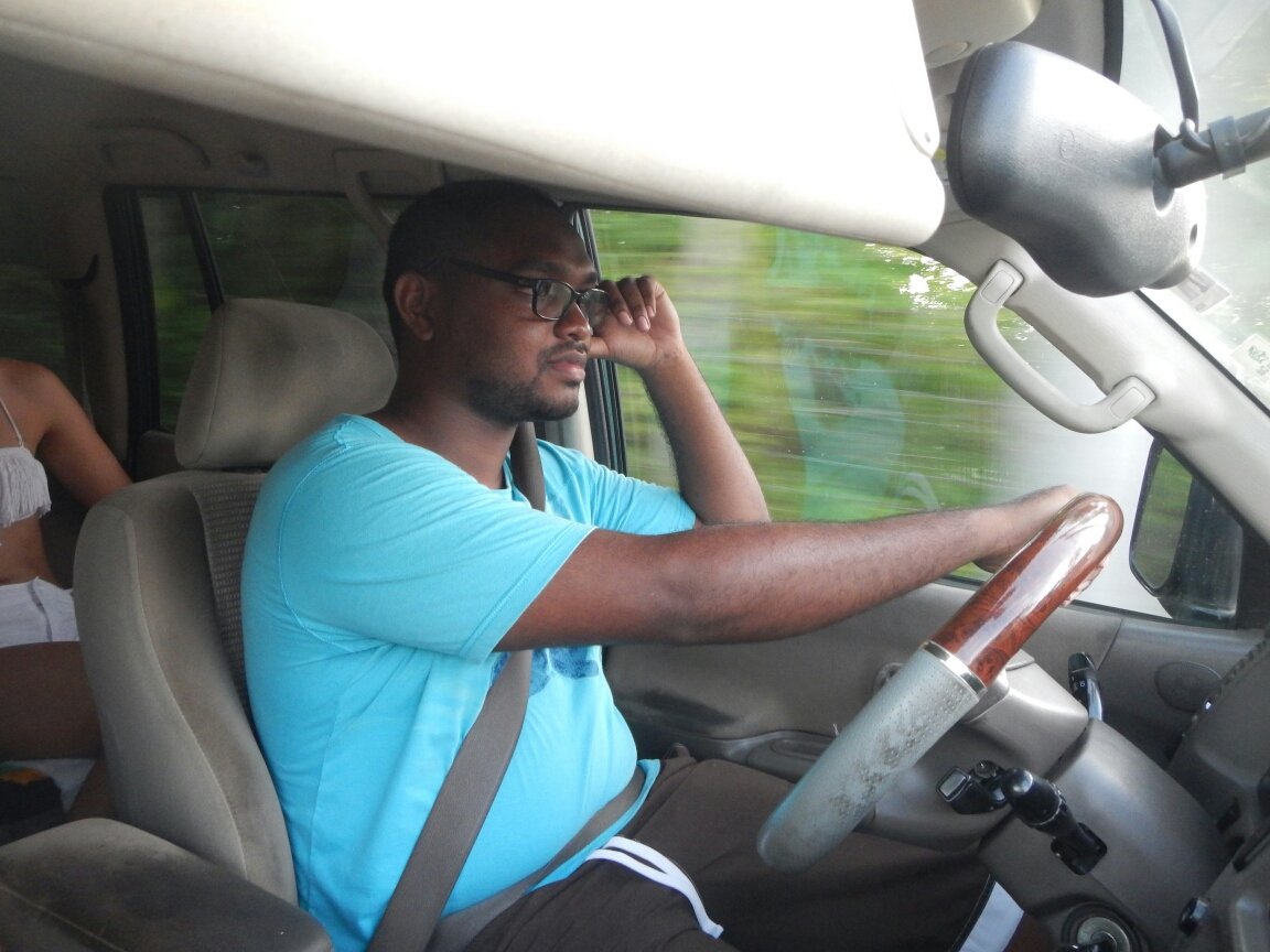 jamaican_chiney's profile picture. Engineer, pizza expert. Loves pork. What more do you need?