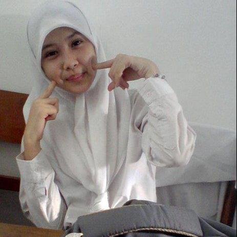 Lebih baik tidak bicara jika kata – kata dirasa berpotensi menyakiti atau mengubur mimpi pendengarnya