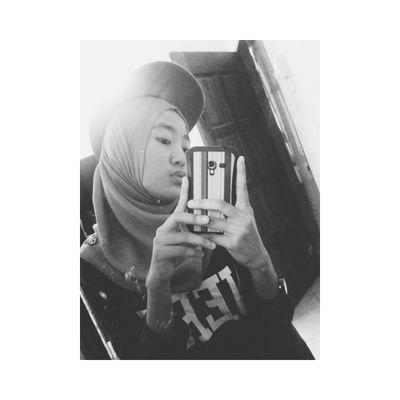 Im single because im waiting for the right time in the right place with a right person. ✌