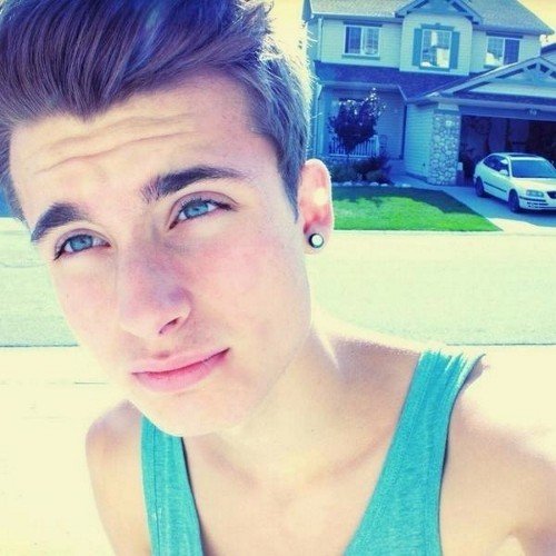 Christian Collins • Eighteen • single • bisex