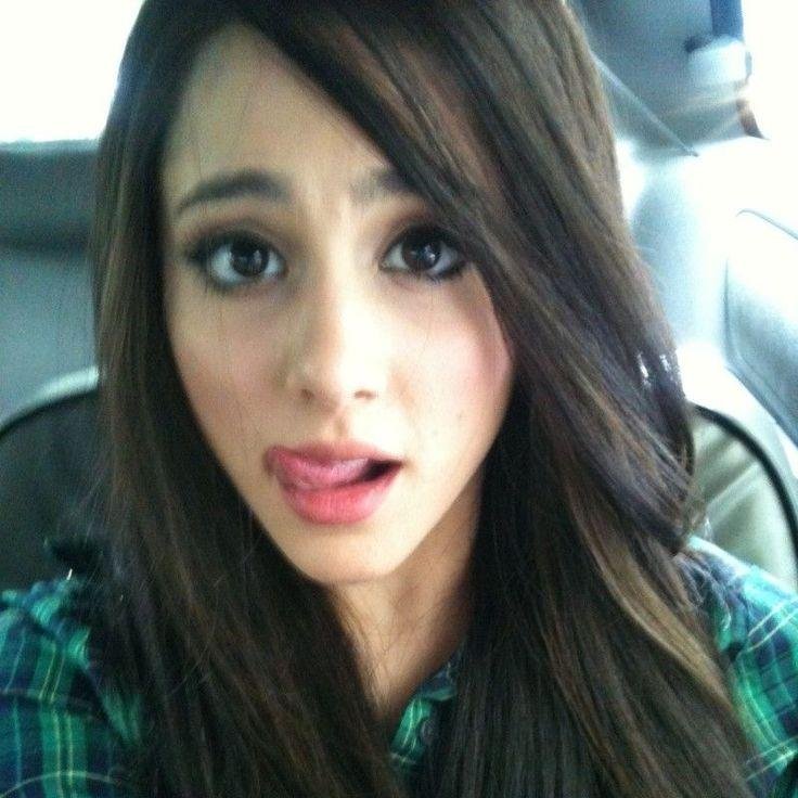 Ariana is ma bitch, Justin, 1D, 5SOS, Demi, Selina, Miley, Taylor, Austin instagram/FB/Snapchat @improctor
