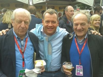 RetroBici tries to find, collect, exchange and sell high quality retro cycling gear for fair prices