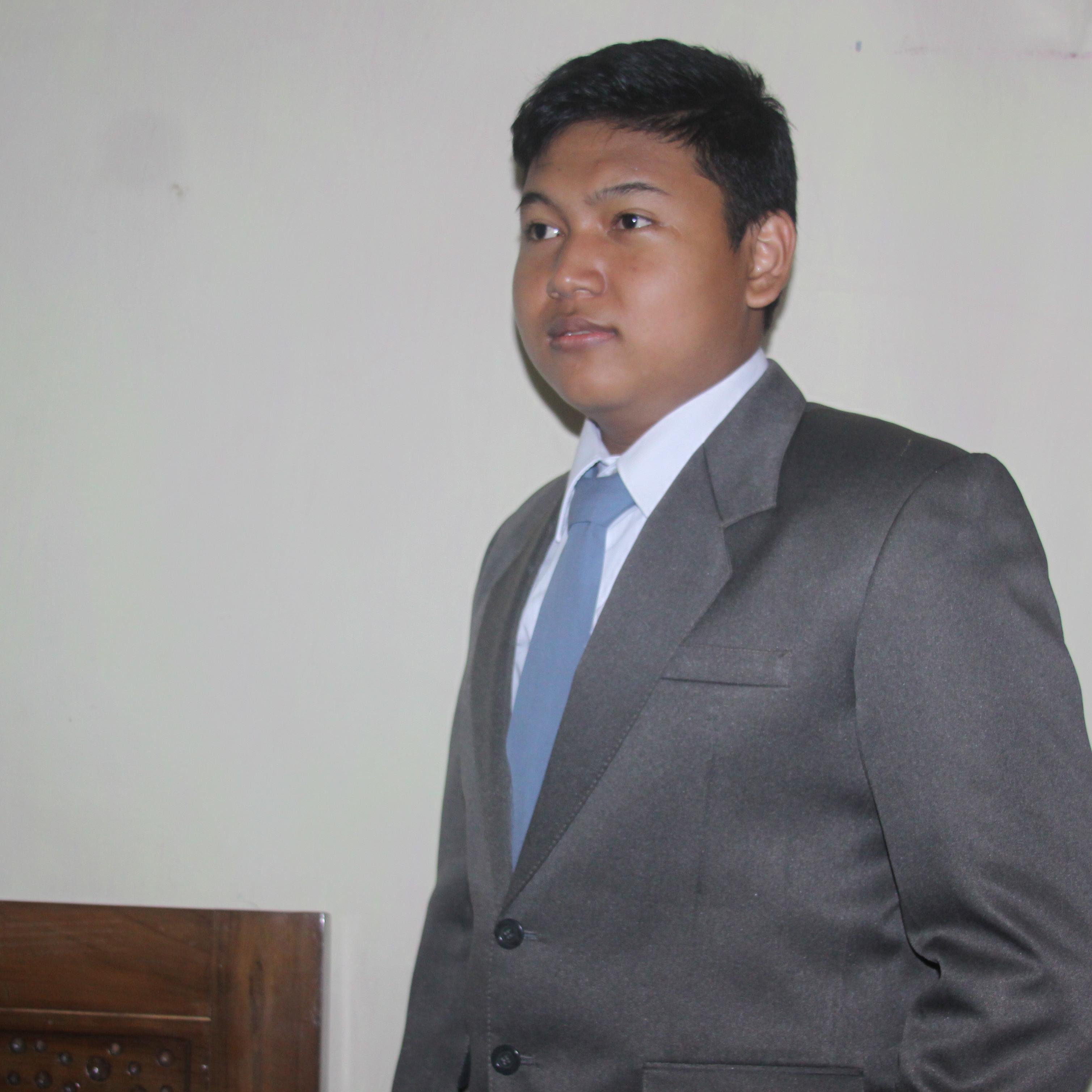 Elite (Multimedia Student)