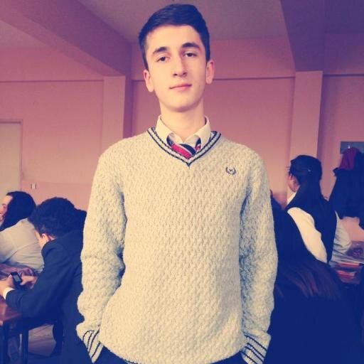kesinlikle erkek takip edmiyorum benim için özel olanları sadece