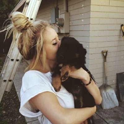 Miranda Hollymell || 20 || single || etero