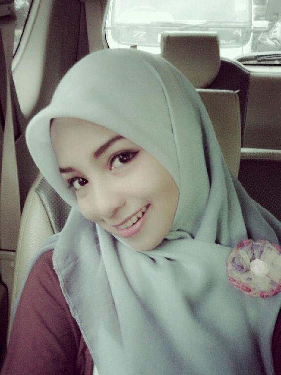 fannypermtasari's profile picture. I'am not better than You ☺ ❤️Makeup lover ♥ Multitasker! ♥ Wifeable !! (ʃ,ƪ) ♥ 8'dec 2012