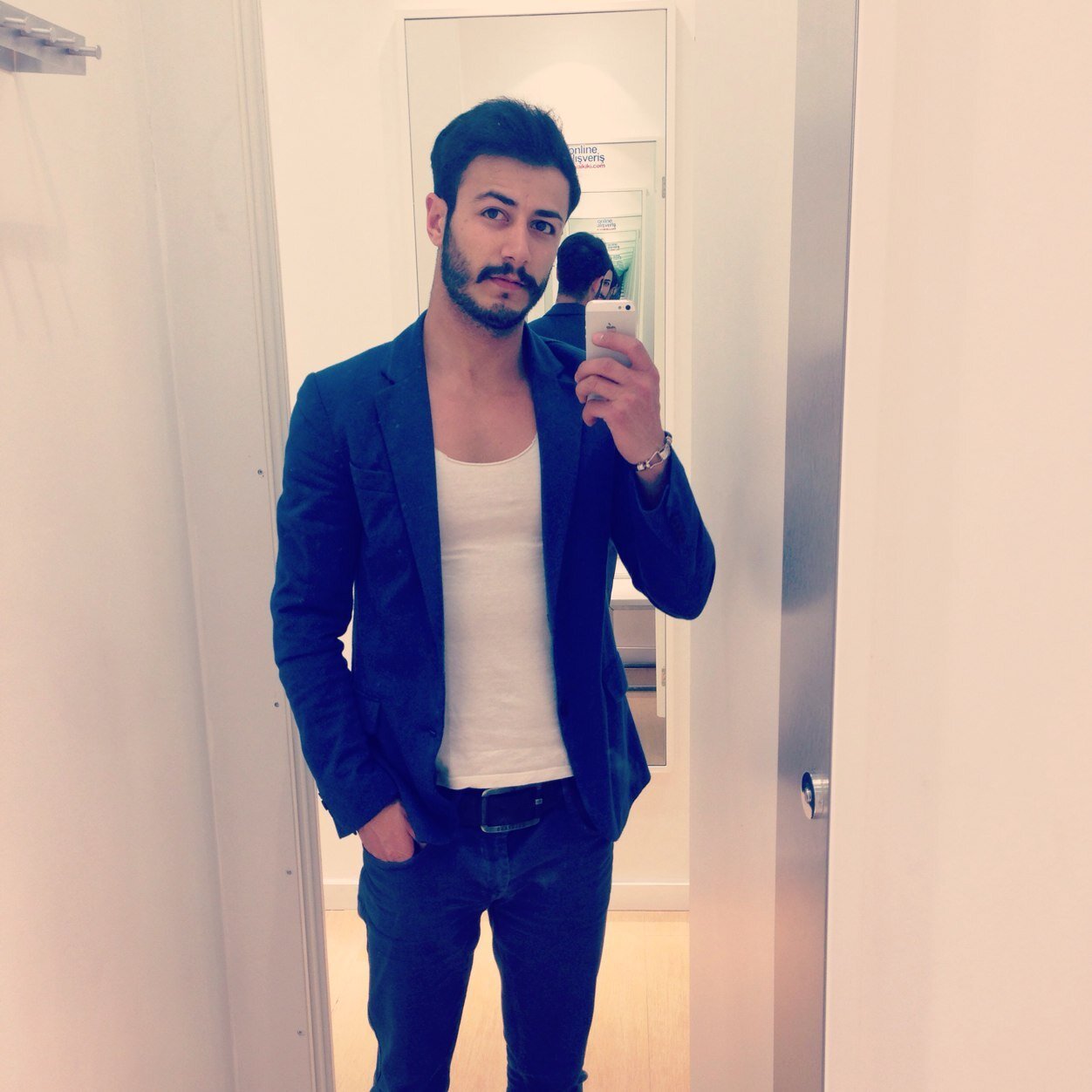 Hak Edene Hak Ettiği Kadar Değer Veririm ▫️◾️◻️istanbul◻◾▫ İnstagram FRATYSLK