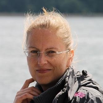 Blogt jetzt nur noch auf http://t.co/5mTwOxJpi1 / @Nanamia_de
