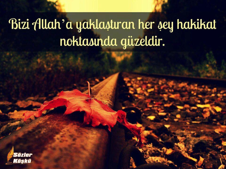 öğretmenim işte ve anneyim ve aplayım daha ötesi var mı en önemlisi Allah kuluyum
