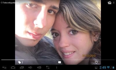 soy feliz por que estoy con ella y mi corazon se ha enamorado de ella de verdad y para es la persona que tengo en esta vida