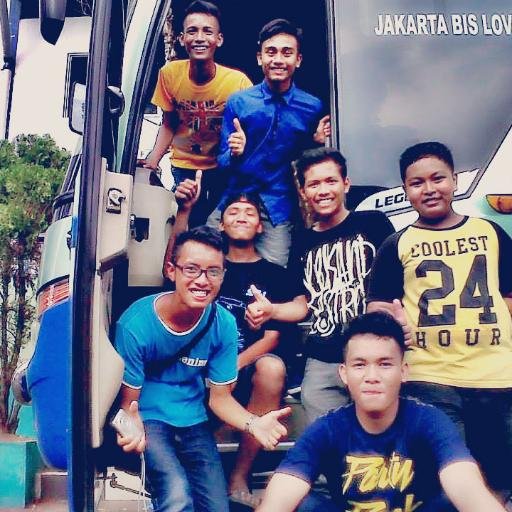 Boxing It's My Hobby ☺ |( ˘-
 ˘)--o)`з΄) | ♠ My Class
@JScienceU ♠ | ♠  | •● LunaSee ♥(‾⌣‾) |  ♠♠ Klitscho Family ♠♠