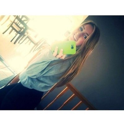 Hey im amanda and i just started my twitter account. Im a cheerleader for the titans and on my free time i chill with friends and game