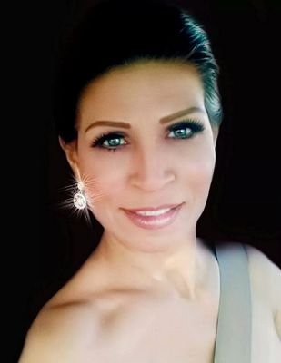 Cantante de musica http://t.co/Lq6cAvZDco una picara y sonadora.y no me buzquen en el pasado ya no vivo ayi.