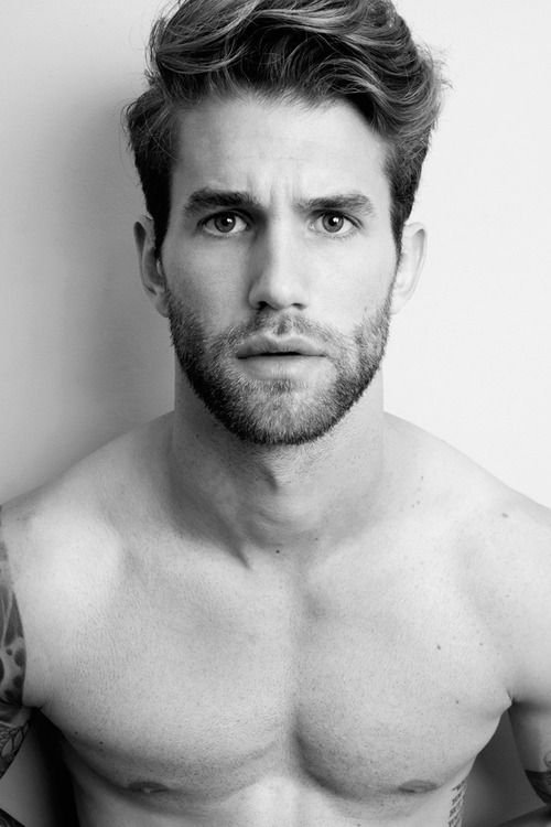 Ex-Slytherin. Sangre pura ante todo. ¿Es sucio el sexo? Solo cuando se hace bien... Haciendo maldades con mi amor @PerfectAstoria